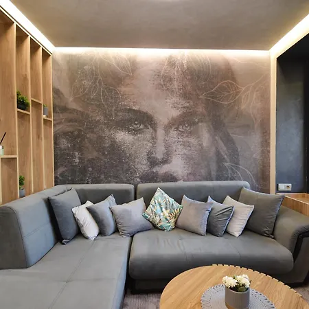 девио чар Apartment