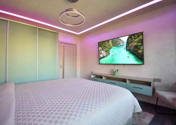 девио чар شقة روس